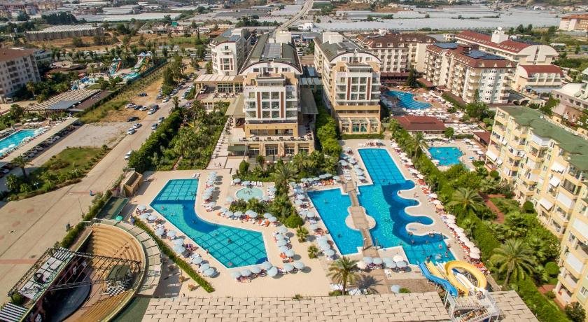 Hedef Resort & Spa