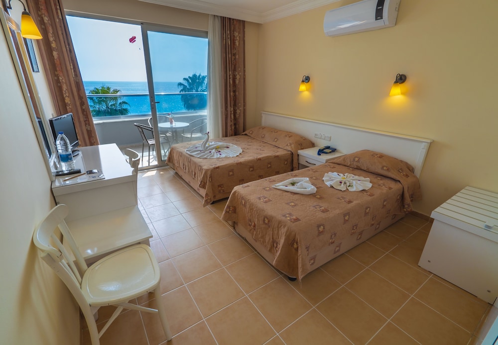 Azak Beach Hotel - Görsel 3