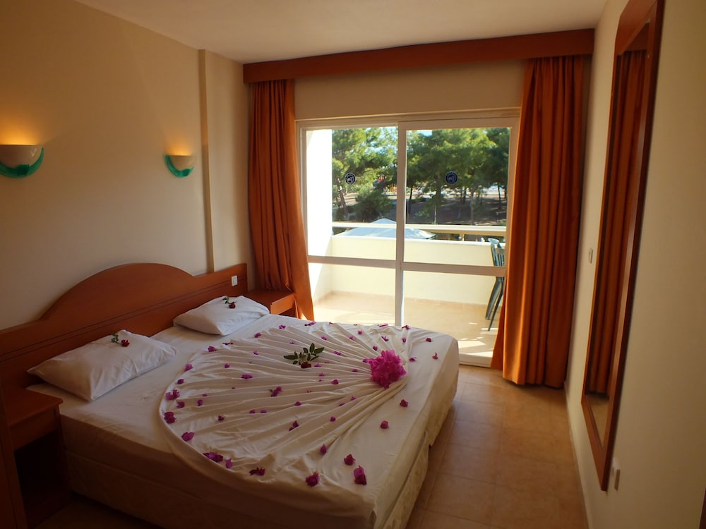 Tuntas Family Suites Kusadasi - Diğer görseller