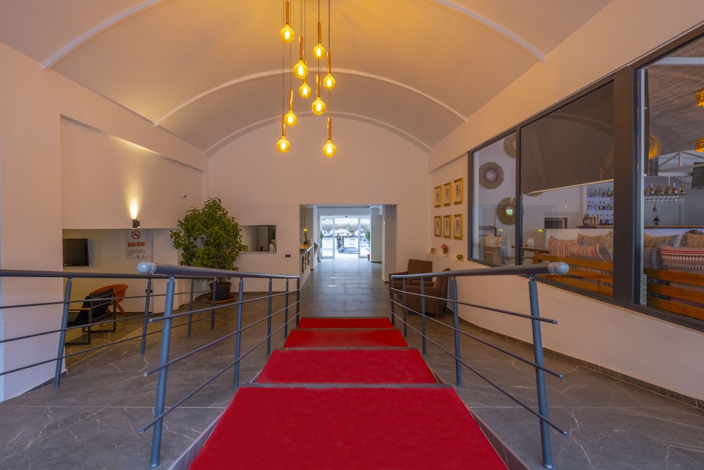 Akdeniz Beach Hotel - Görsel 3