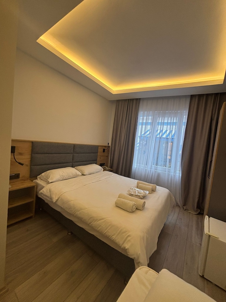 Marine House Boutique Hotel