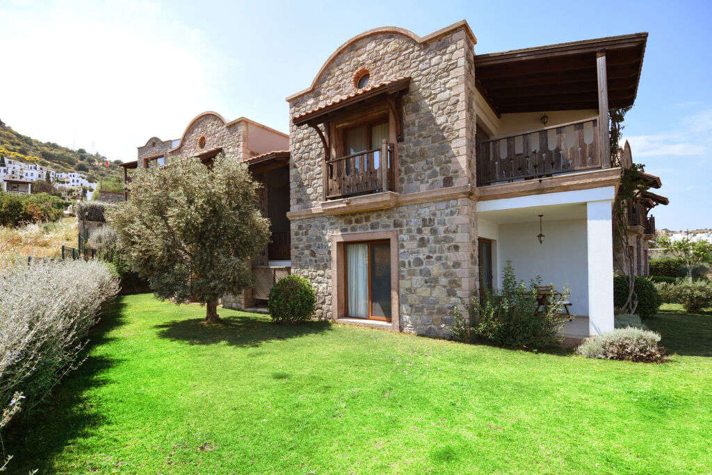 Temenos Luxury Hotel & Spa