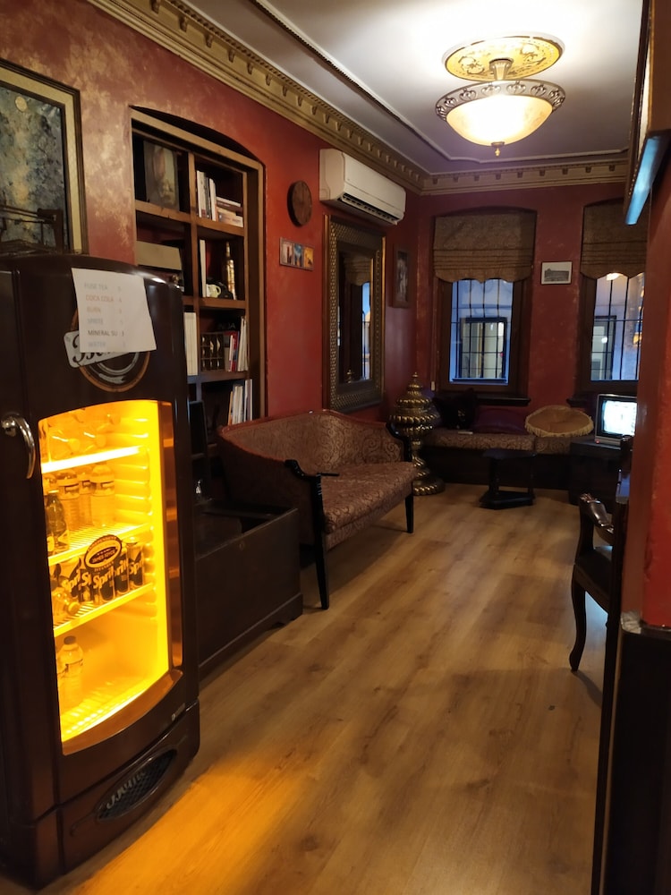 Istanbul Irish Hotel - Görsel 2