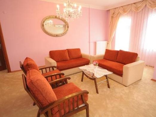 The Apple Palace - Görsel 2