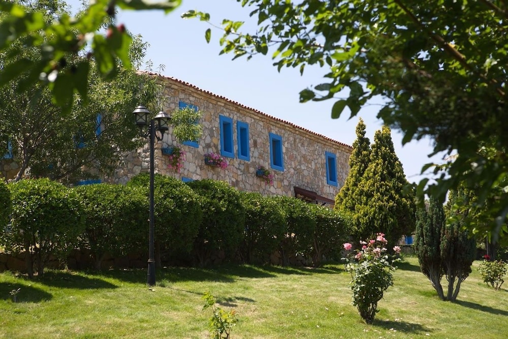 Ataol Tatil Çiftliği