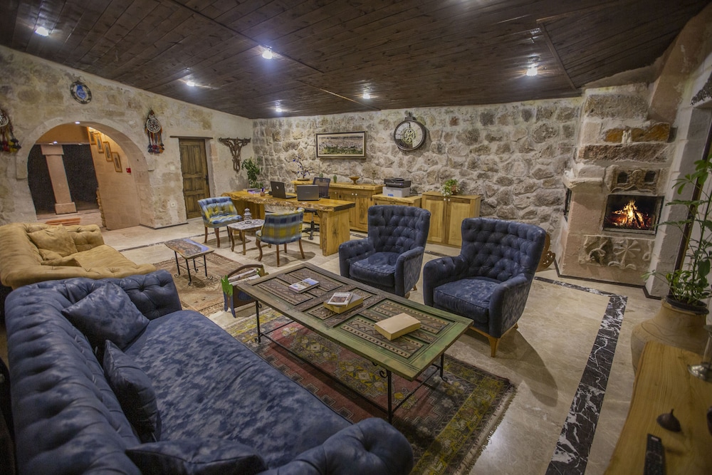 Lavender Cave Hotel - Görsel 2