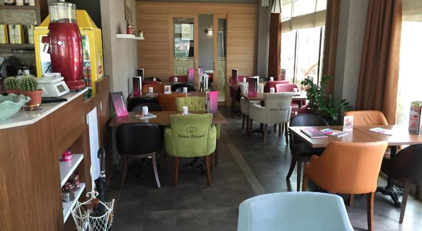 The Crater Hotel - Görsel 3