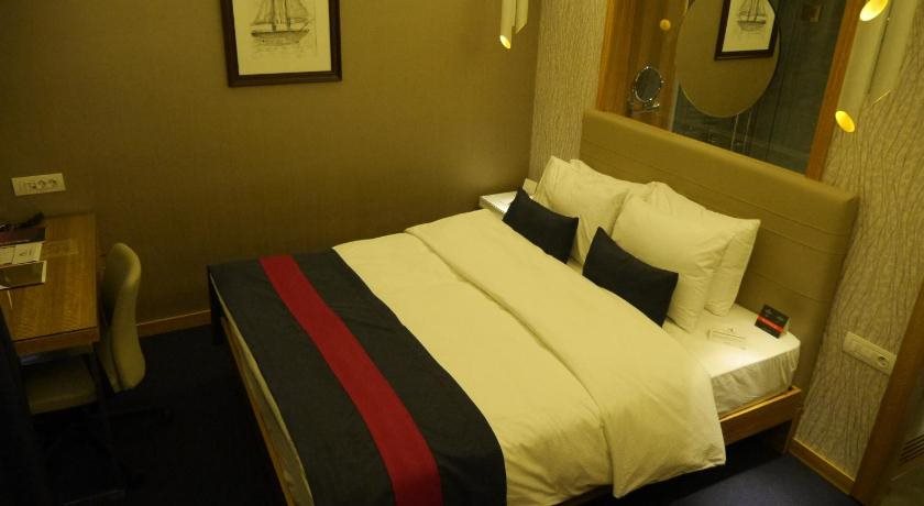 The Crater Hotel - Görsel 4