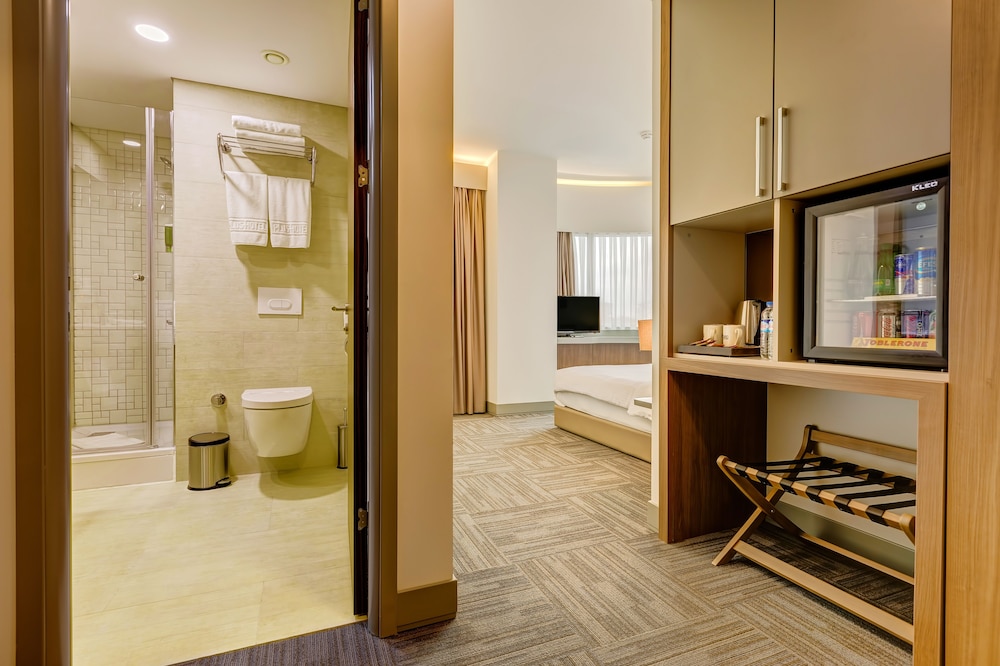 Plus Hotel Bostanci Atasehir - Görsel 4