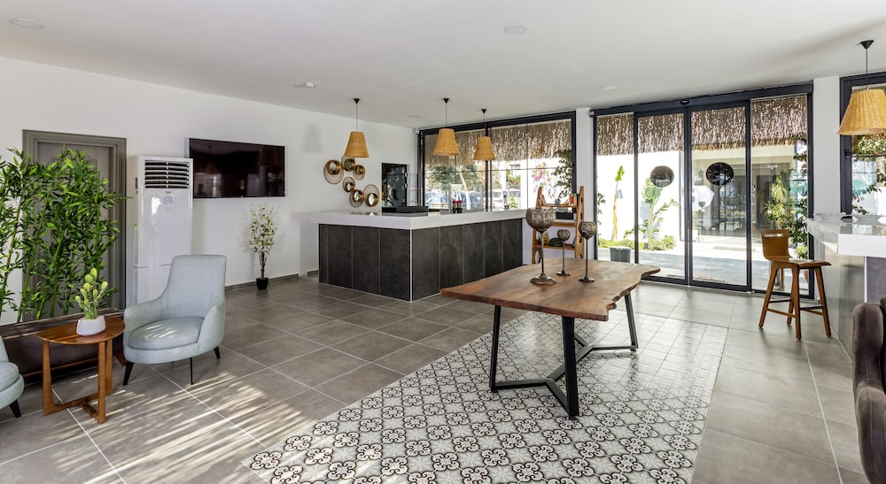 Yalipark Beach Hotel - Görsel 3