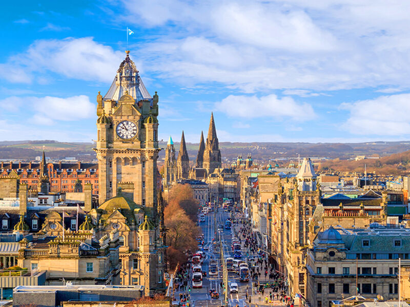 Comfort Büyük Britanya Turu THY ile 8 Gece Ekstra Turlar Dahil 2026 Dönemi 2