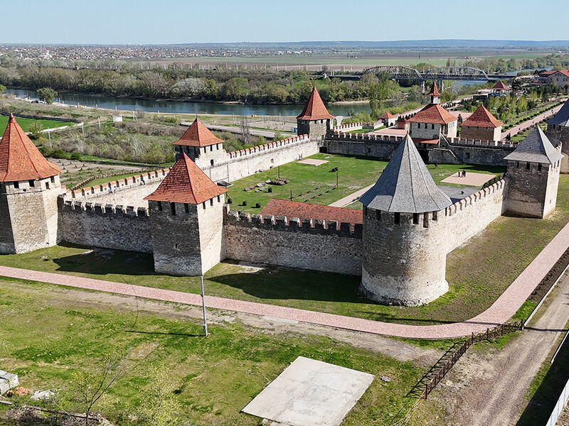 Saklı Ülkelerin İzinde  Eşsiz  Moldova Turu Vizesiz Yılbaşı Turu 1